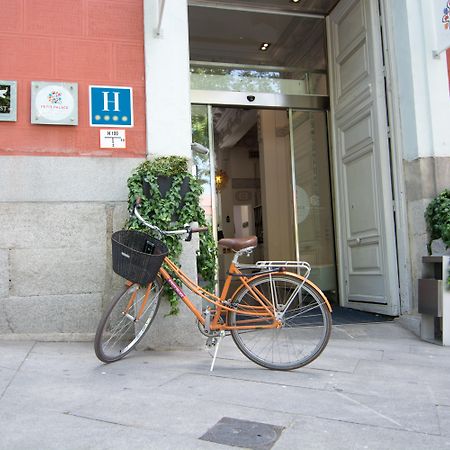 Petit Palace Santa Bárbara Madrid Esterno foto