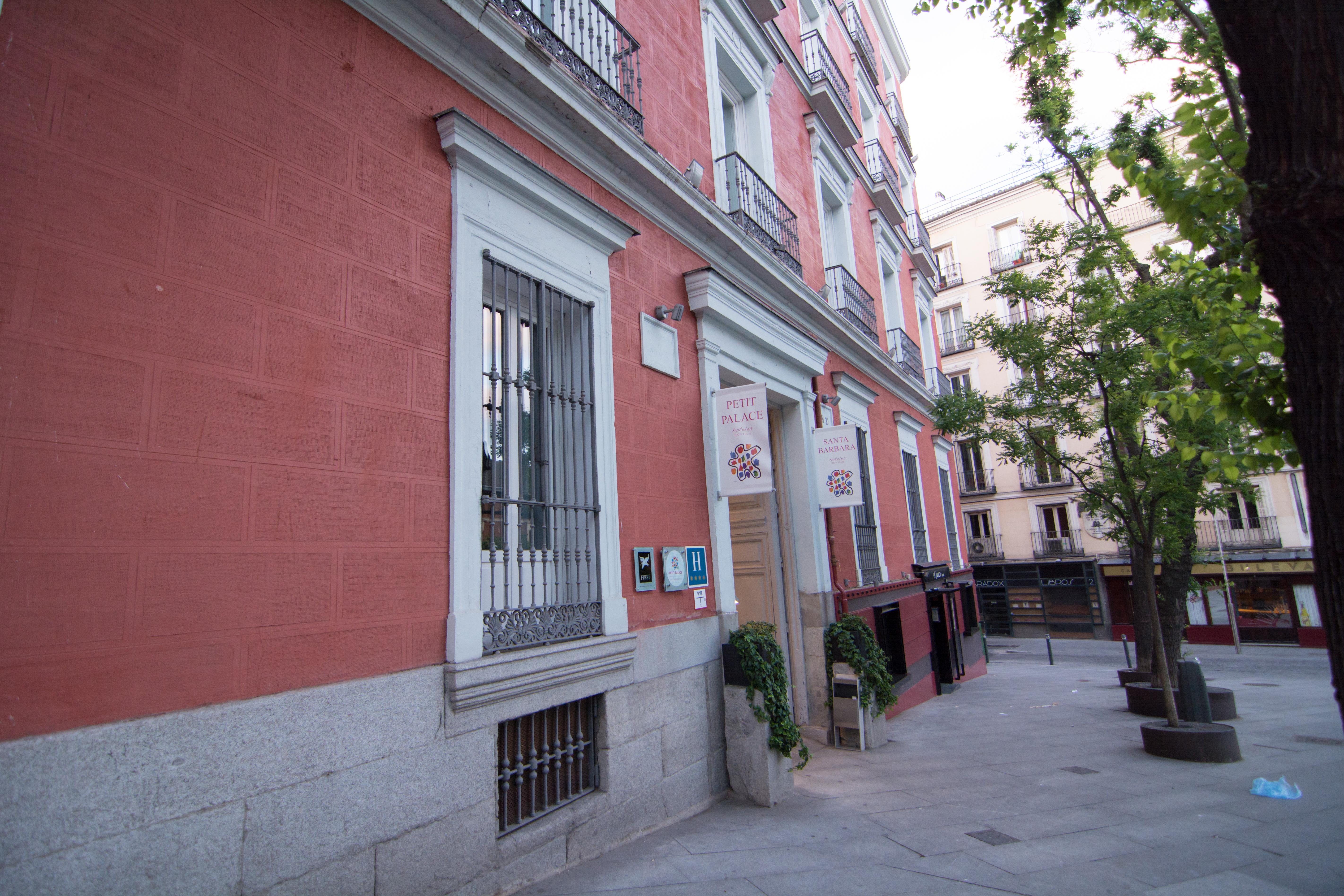 Petit Palace Santa Bárbara Madrid Esterno foto